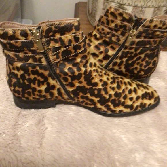 J.Jill Leopard print calf hair ankle boots Sz 9 - Picture 5 of 7